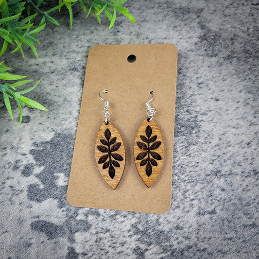 Engraved Wooden Leaf Dangle Earrings – Birch Wood Etched Jewelry